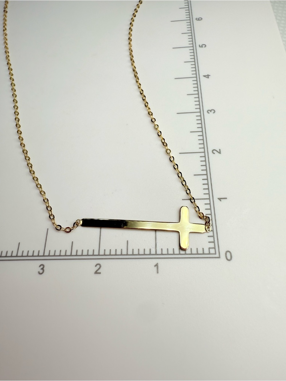 ✨ Stunning 14K Gold Sideways Cross Necklace ✨ - Picture 5 of 17